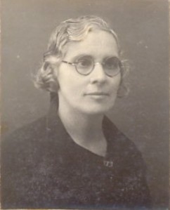 Prof.ª Dora Araújo (2)